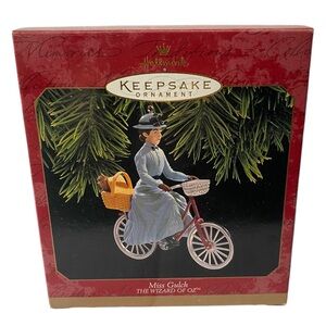 WIZARD OF OZ HALLMARK KEEPSAKE ORNAMENT "MISS GULCH" NEW